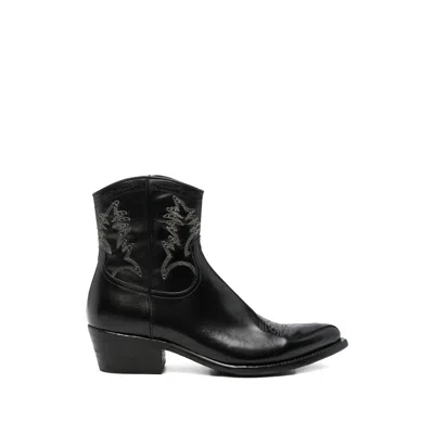 Eraldo Western-style Embroidered Boots In Black
