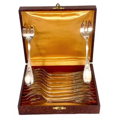 Pre-owned Ercuis Set Of 12  Oyster Forks In Original Presentation Case In Silver