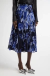 Erdem Troubridge Floral-print Pleated Silk-voile Midi Skirt In Floral Indigo