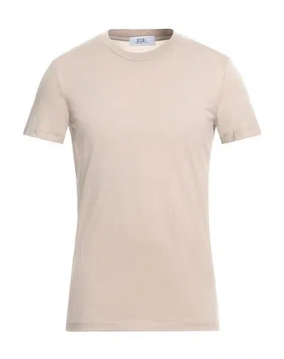 Eredi Del Duca Man T-shirt Beige Size M Cotton In Neutral