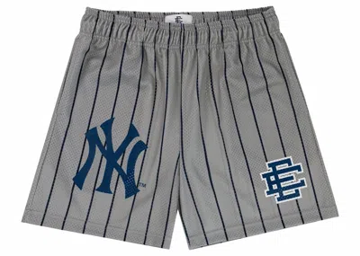 Pre-owned Eric Emanuel Men's  Ee Basic Short (fw23) In New York Yankees In Black