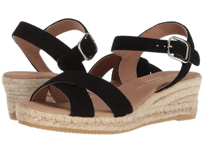 Eric Michael Ashley In Black