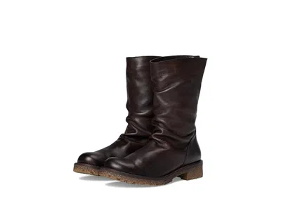 Eric Michael Braga In Brown