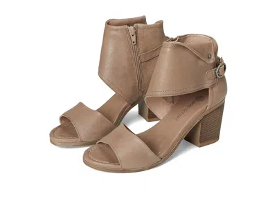 Eric Michael Callie In Brown