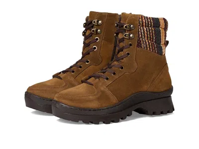 Eric Michael Carissa In Brown