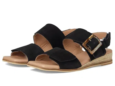 Eric Michael Hannah In Black