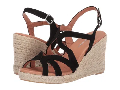 Eric Michael Lindsey In Black