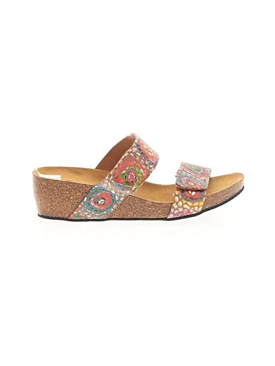 Pre-owned Eric Michael Wedges In Tan