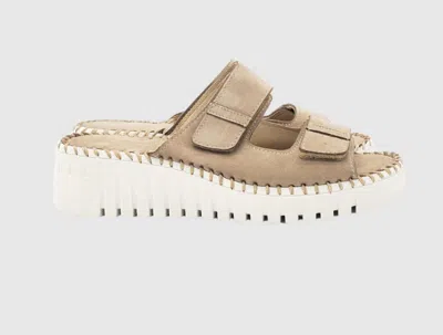 Eric Michael Women's Barcelona Slides In Beige In Neutral