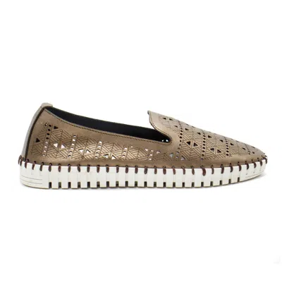 Eric Michael Women's Maria Slip On Loafers In Pewter Metallic In Gold