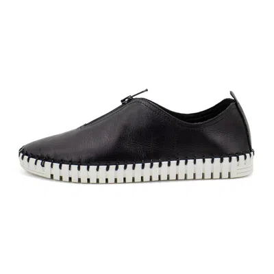 Eric Michael Women's Marlo Slip On Loafer Shoes In Black Lea