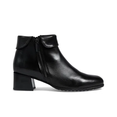 Eric Michael Women's Sonia Boots In Black In Brown