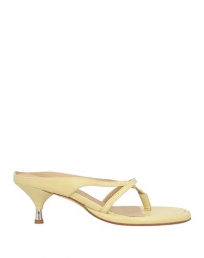 Erika Cavallini Woman Thong Sandal Pastel Yellow Size 8 Leather
