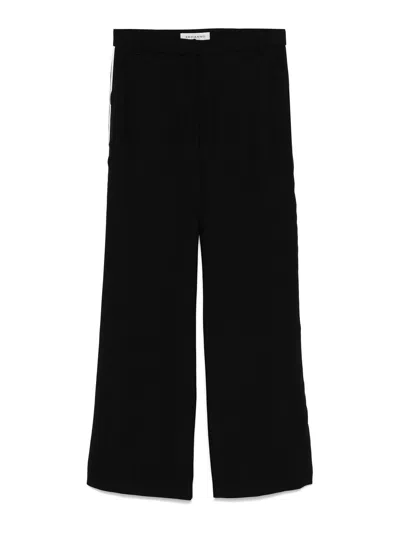 Ermanno Firenze Pants In Black