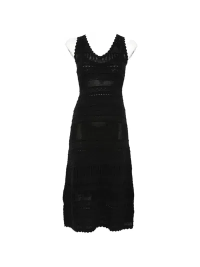 Ermanno Firenze Scalloped V-neck Midi Dress In Black