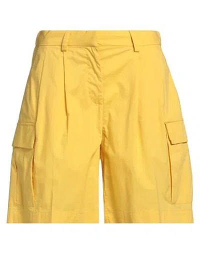 Ermanno Firenze Woman Shorts & Bermuda Shorts Yellow Size 6 Cotton