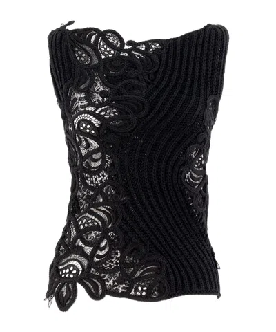 Ermanno Scervino Lace Inlay Wipes The Chest In Black