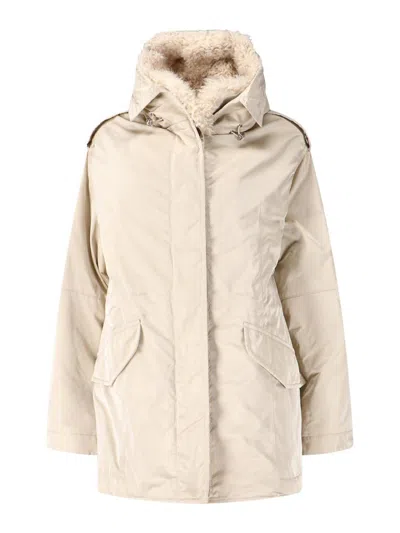 Ermanno Scervino Short Creamy Beige Shearling-lined Jacket With Epaulets In Neutral
