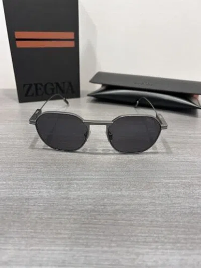 Pre-owned Ermenegildo Zegna Men's Sunglasses Brushed Gunmetal Smoke Lens Round 55mm Ez0234 In Gray