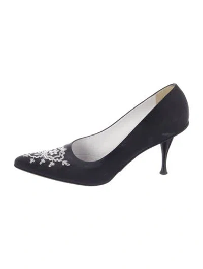 Pre-owned Escada Lace Pattern Embroidered Accent Pumps In Black