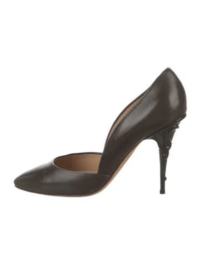 Pre-owned Escada Leather D'orsay Pumps In Black