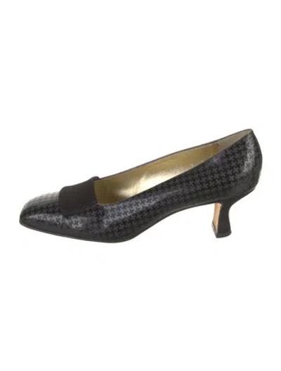 Pre-owned Escada Leather Houndstooth Print Pumps In Black