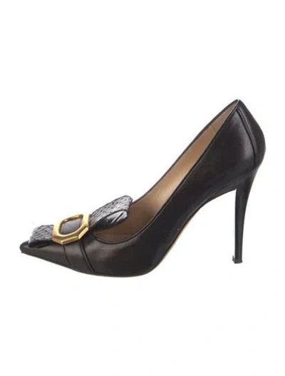 Pre-owned Escada Leather Pumps In Black