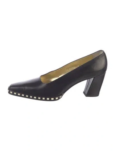 Pre-owned Escada Leather Pumps In Black