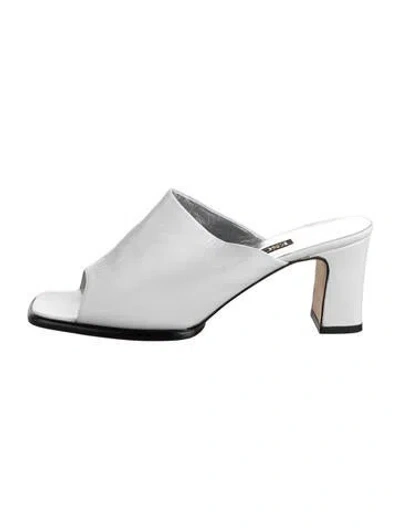 Pre-owned Escada Leather Slides In White