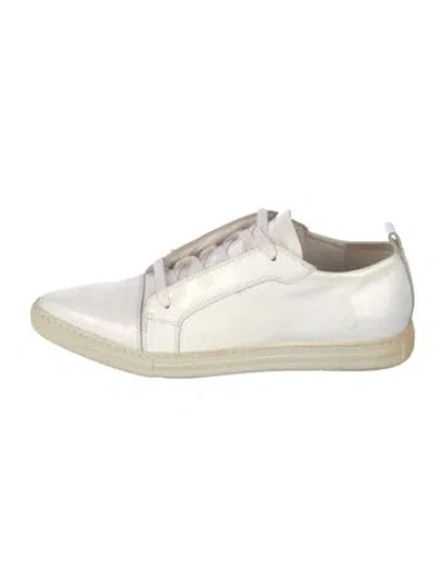 Pre-owned Escada Leather Sneakers In White