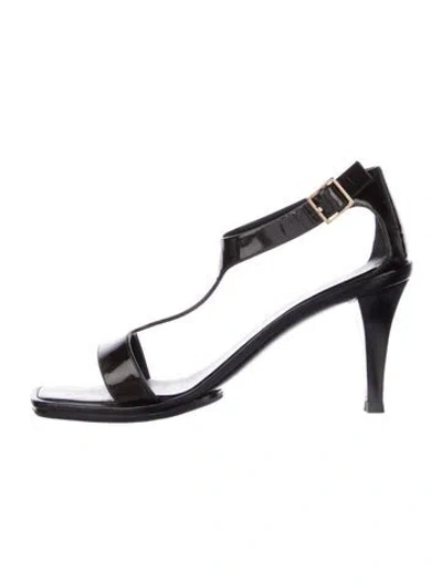 Pre-owned Escada Patent Leather T-strap Sandals In Black