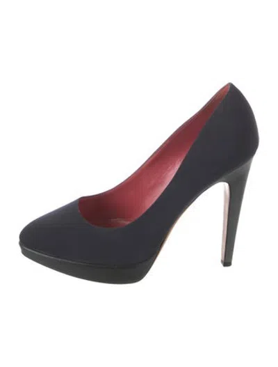 Pre-owned Escada Satin Pumps In Black/red