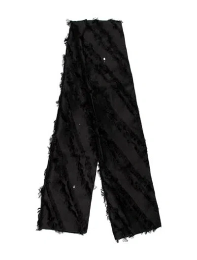 Pre-owned Escada Scarf In Black
