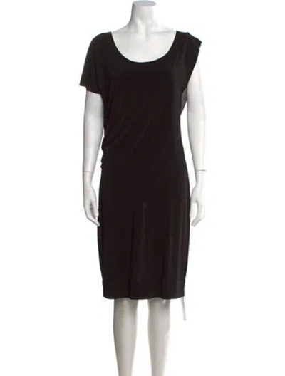 Pre-owned Escada Scoop Neck Knee-length Dress In Black