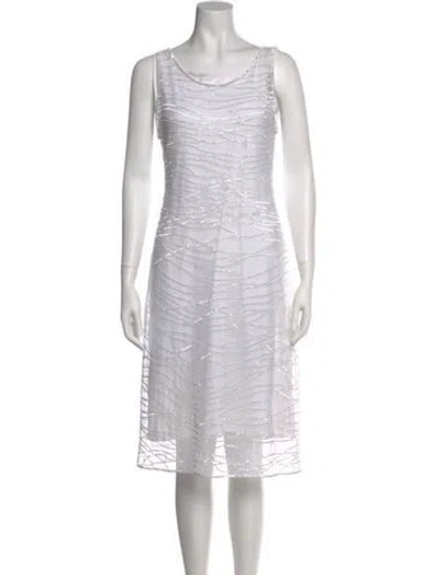 Pre-owned Escada Scoop Neck Knee-length Dress In White