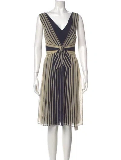 Pre-owned Escada Silk Knee-length Dress