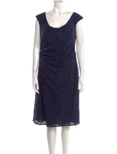 Pre-owned Escada Silk Knee-length Dress In Blue