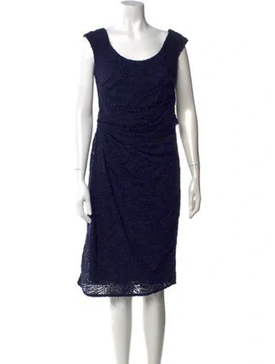 Pre-owned Escada Silk Knee-length Dress In Blue