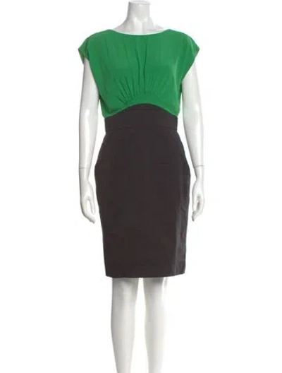 Pre-owned Escada Silk Knee-length Dress In Green