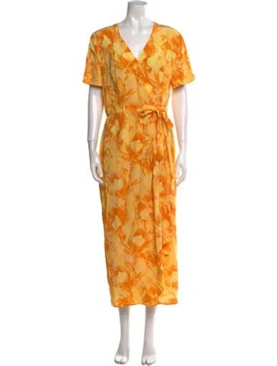 Pre-owned Escada Silk Long Dress In Yellow