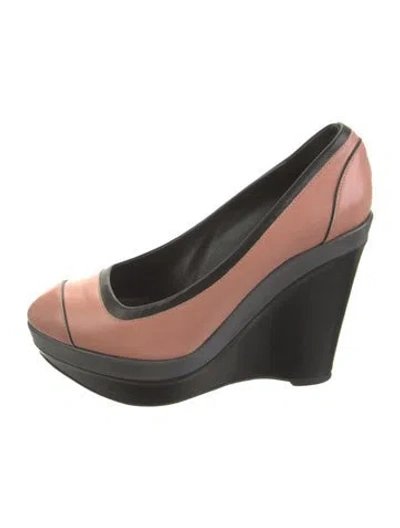 Pre-owned Escada Sport Leather Pumps In Neutrals