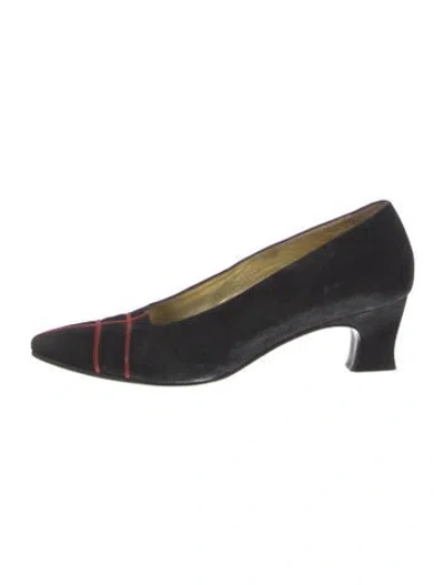 Pre-owned Escada Suede Pumps In Black