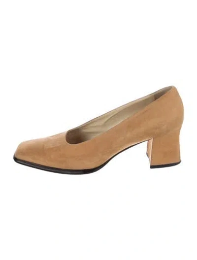 Pre-owned Escada Suede Pumps In Neutrals