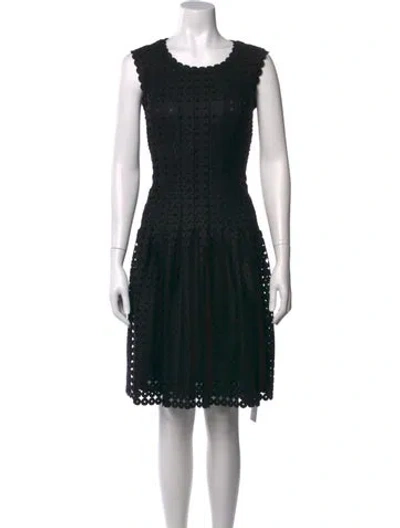 Pre-owned Escada Virgin Wool Knee-length Dress In Black