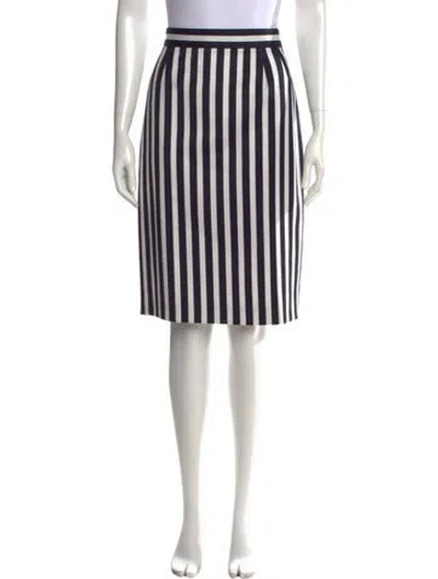 Pre-owned Escada Virgin Wool Knee-length Skirt In Grey
