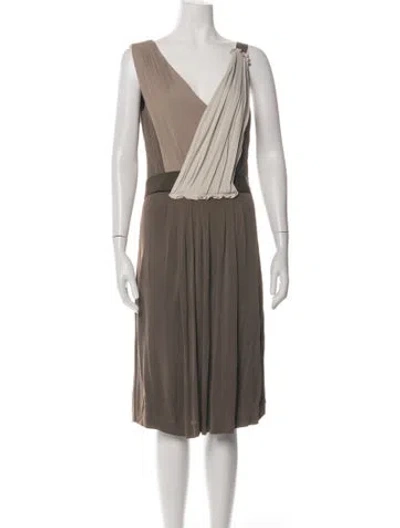 Pre-owned Escada V-neck Knee-length Dress In Brown