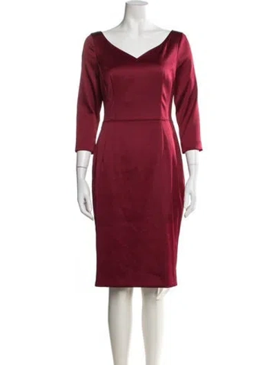 Pre-owned Escada V-neck Knee-length Dress In Burgundy