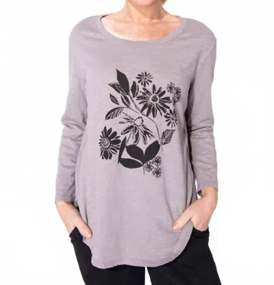 Escape By Habitat Hi-low Block Floral Tee In Fog In Purple