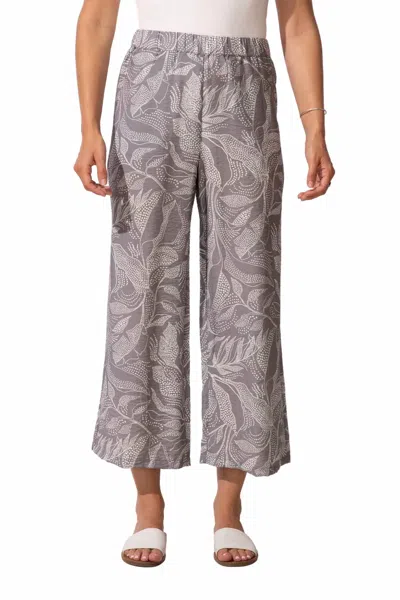 Escape Leaves Resort Flood Pant In Fog In Grey