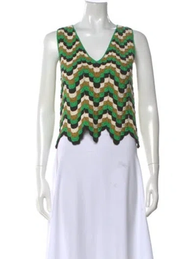 Pre-owned Escvdo Patterned V-neck Crop Top In Green